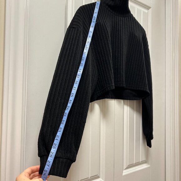 OAK + FORT Cropped Turtleneck Sweater Black - Picture 8 of 9